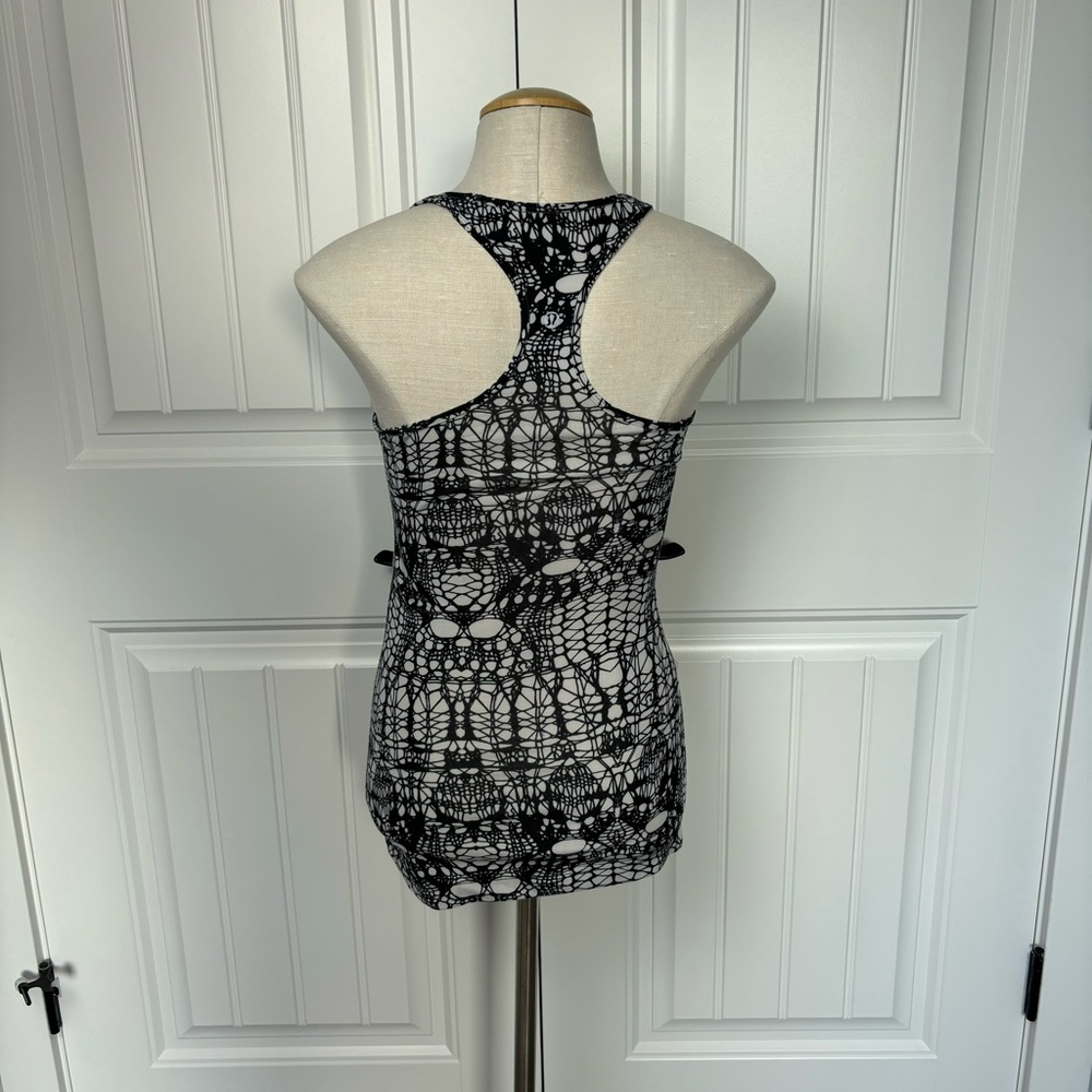 Lululemon Racer Back Tank Top - Picture 3 of 6